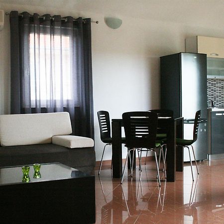 Apartments Kristina Milna  Δωμάτιο φωτογραφία
