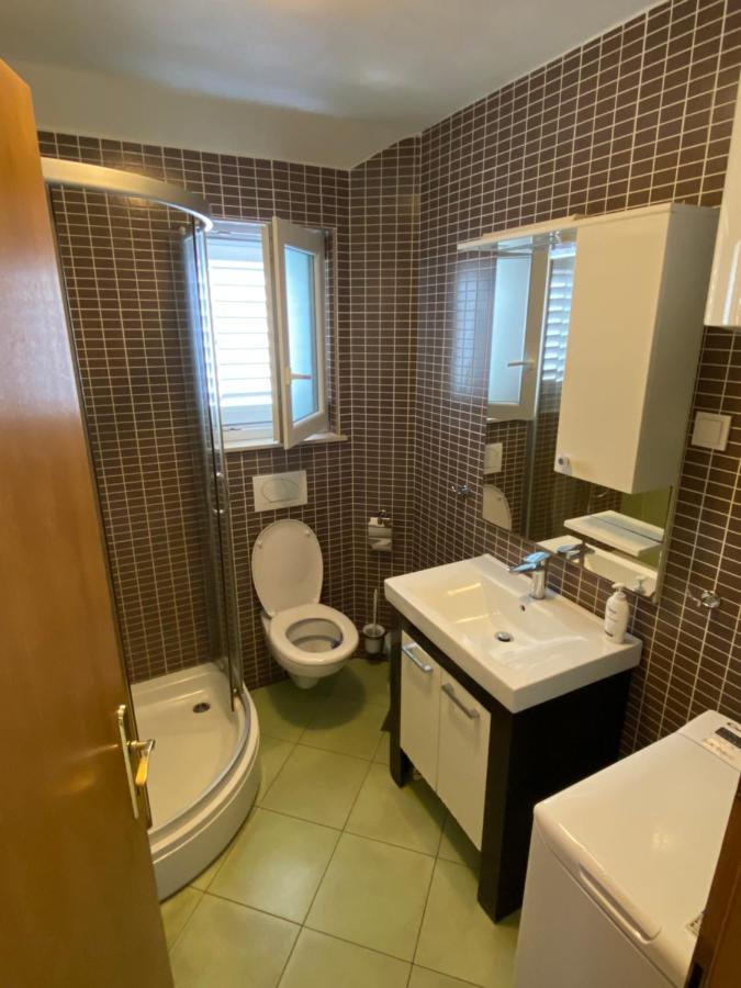 Apartments Kristina Milna  Εξωτερικό φωτογραφία
