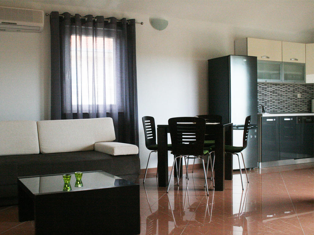 Apartments Kristina Milna  Δωμάτιο φωτογραφία